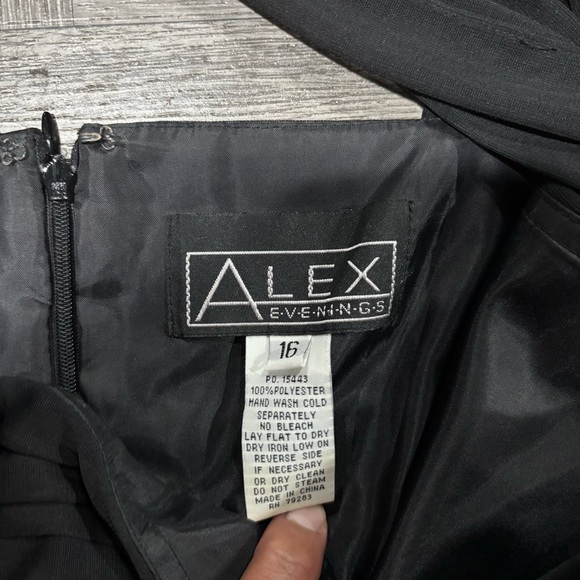 Women’s Alex Evenings Dress With Scarf Attached Size 16 - Picture 7 of 9